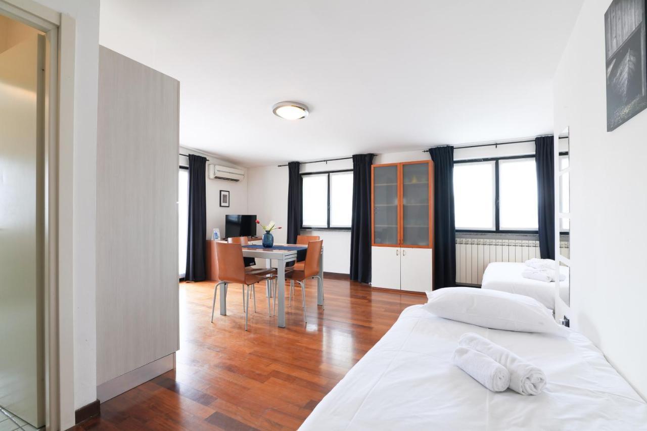 Apartament Primopiano - Euclide Mediolan Zewnętrze zdjęcie
