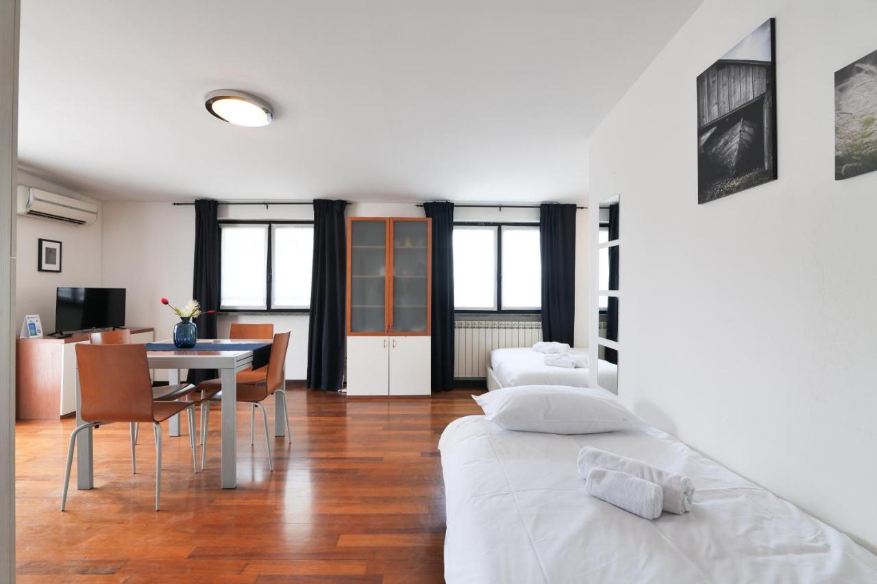 Apartament Primopiano - Euclide Mediolan Zewnętrze zdjęcie