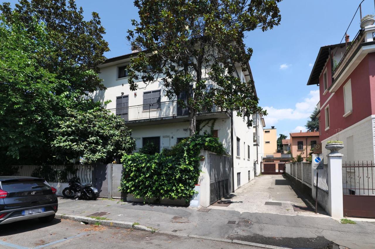 Apartament Primopiano - Euclide Mediolan Zewnętrze zdjęcie